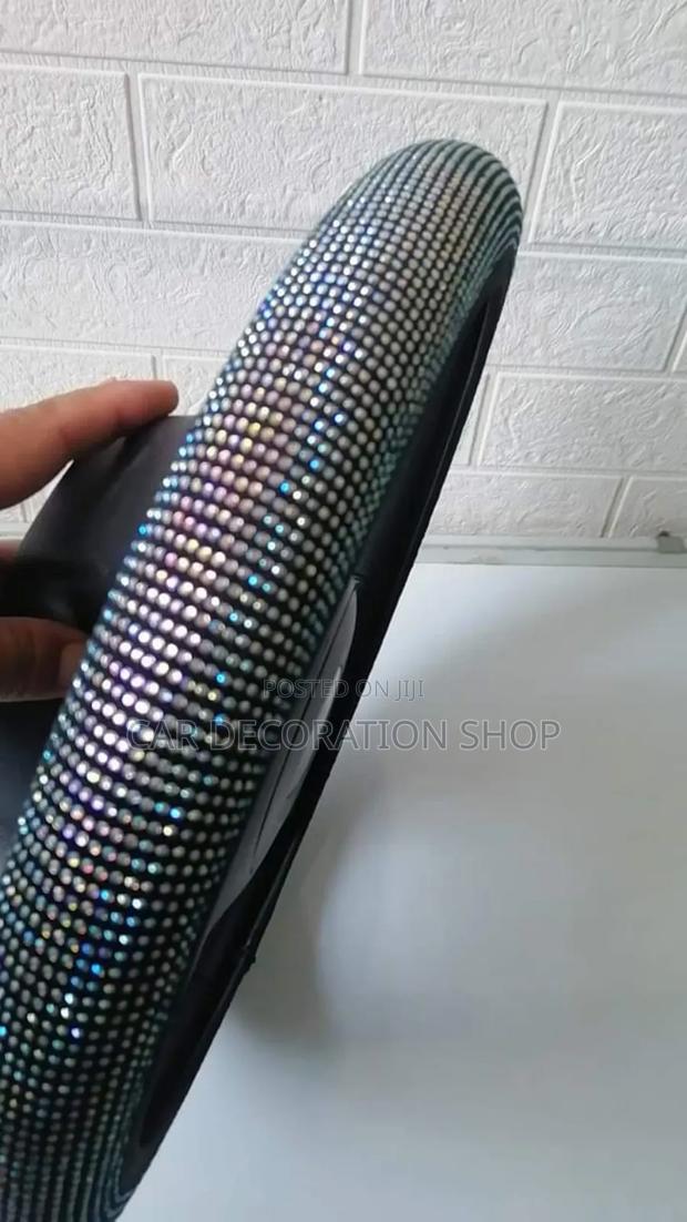 Shiny Glittering Black Steering - thumbnail 2