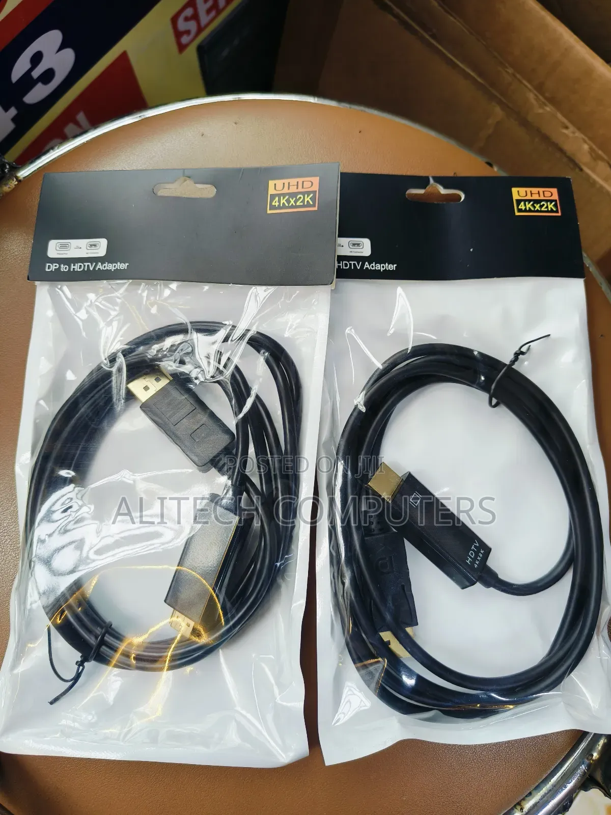 Display to Display Cable
