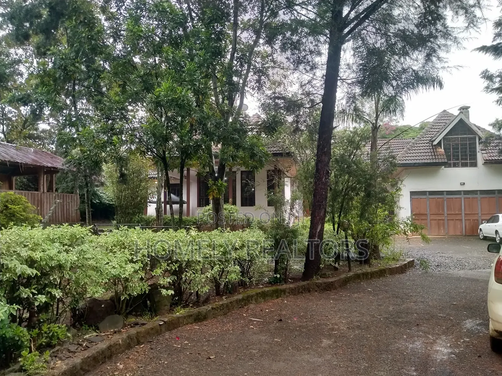 6bdrm Mansion in Ngong, Oluulua for sale
