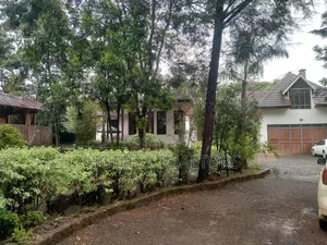 6bdrm Mansion in Ngong, Oluulua for sale