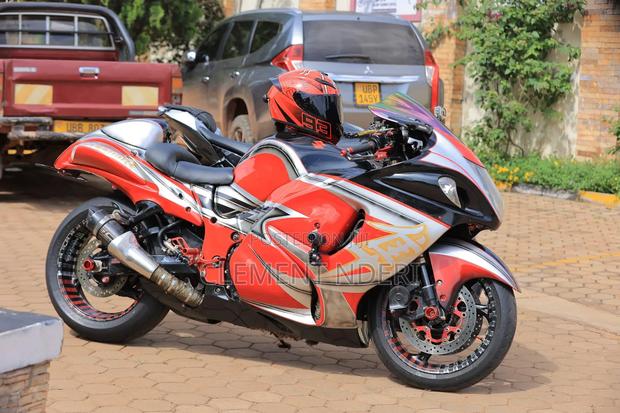 Suzuki Hayabusa 2014 Red