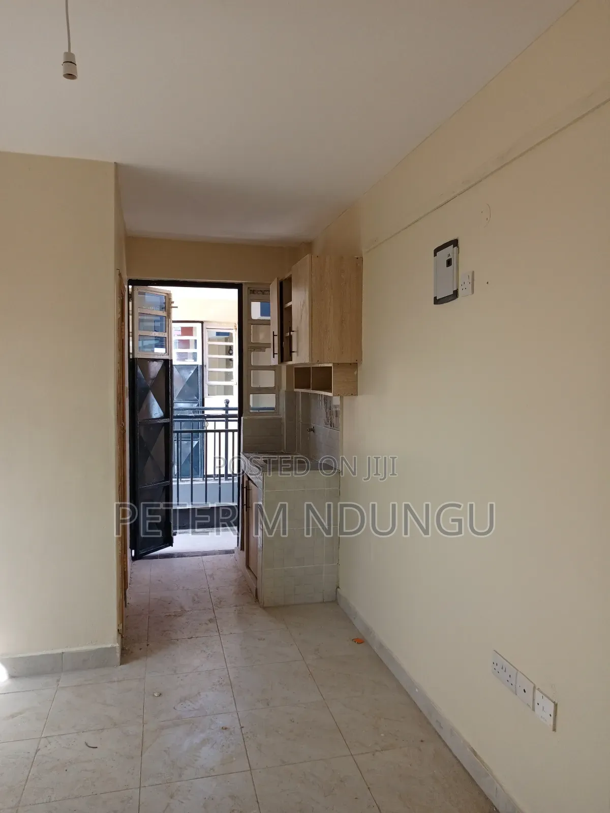 1bdrm Block of Flats in Zimmerman for rent