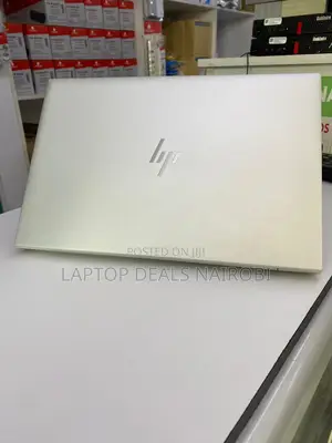 Laptop HP EliteBook 830 G7 8GB Intel Core I5 HDD+SSD 256GB
