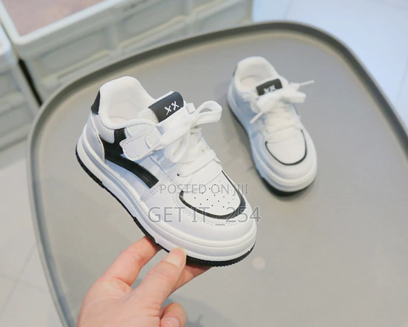 *Kids Sneakers*
*Sizes:21,22,23,24,25,26,27,28,29,30,31,32