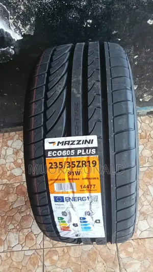 235/35r19 Mazzini Tyre