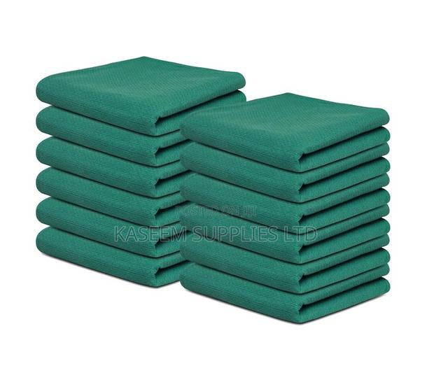 Green Towel (Hospital, 1m2) With Hole or Without - main view