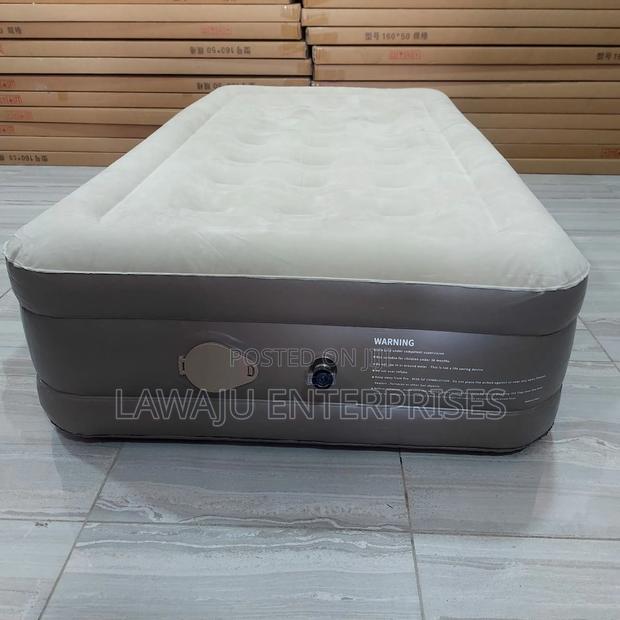 Inflatable Airbed Mattress With Automatic Inbuilt Pump