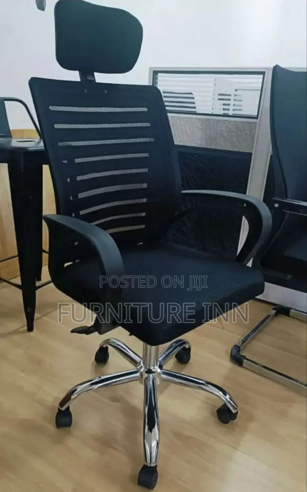 Office Chair: Stylish ,Highback Adjustable Office Chair