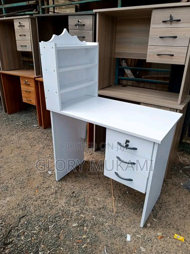 White Manicure Desk Table With Shelf - main view