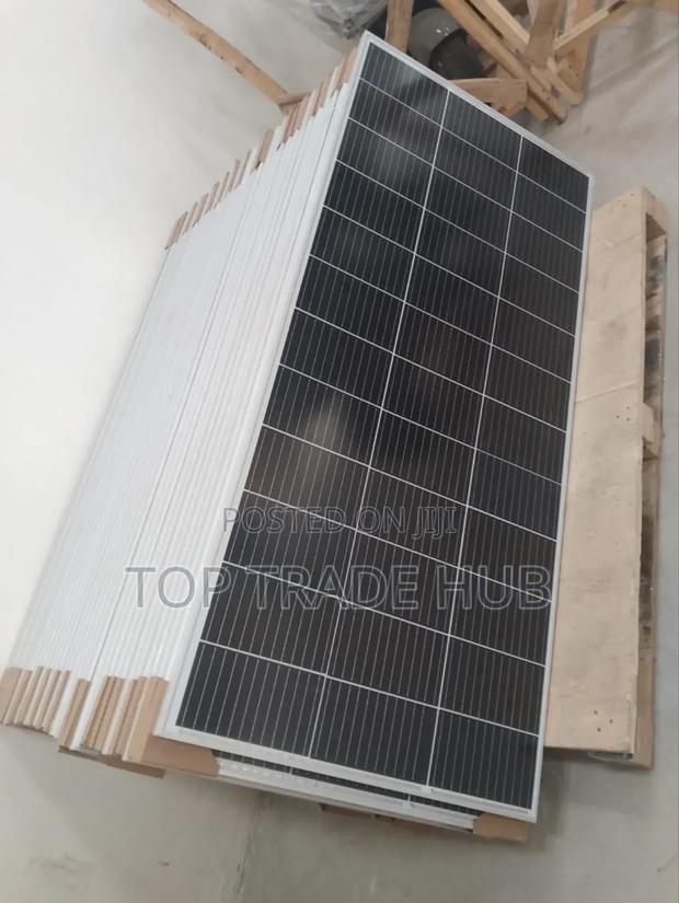 Green Energy Monocrystalline 200w Solar Panels - main view