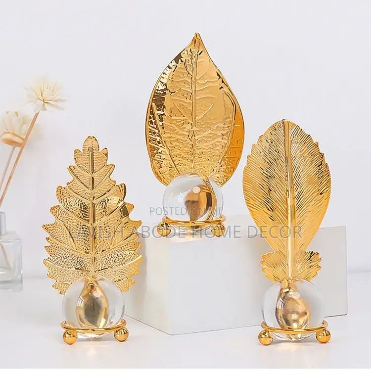 Leaf Decor With Crystal Ball - Home, Office, Hotel