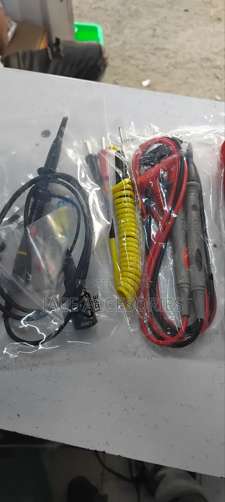 Digital Handheld Oscilloscope