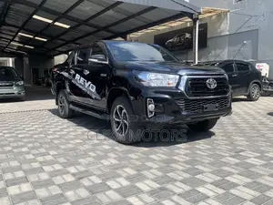 Toyota Hilux Workmate 2019 Black