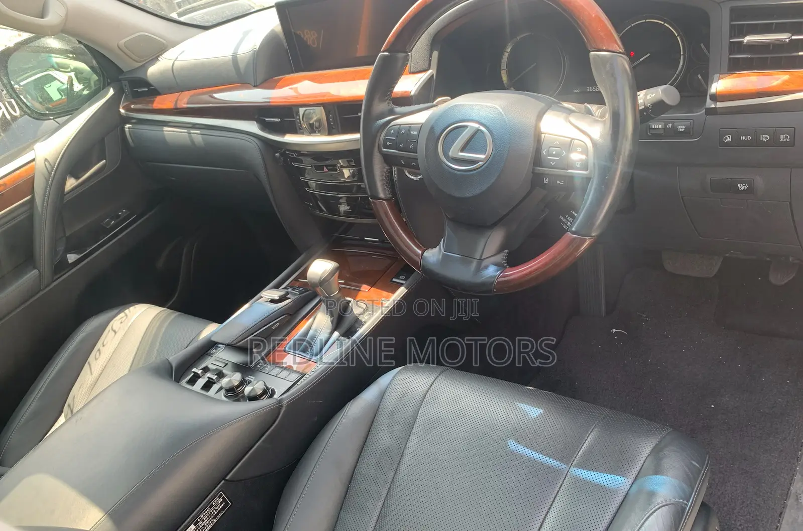 Lexus LX 570 (5 seats) AWD 2018 Black