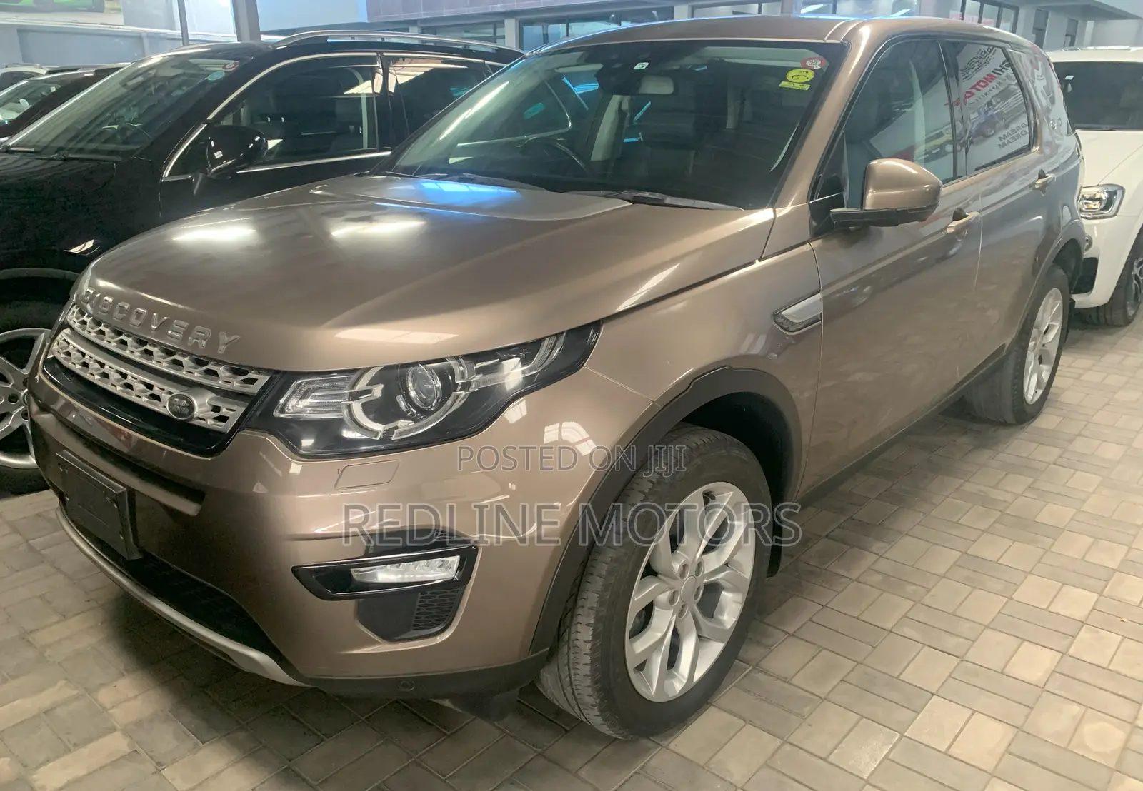 Land Rover Discovery Sport HSE 2017 Gold