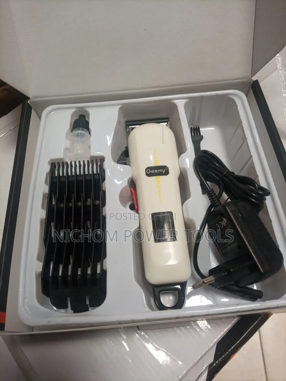 Geemy Rechargeable Hair Clipper/Cordless Shaver