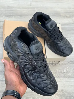 Unisex Nike Airmax Plus Drift Sneakers