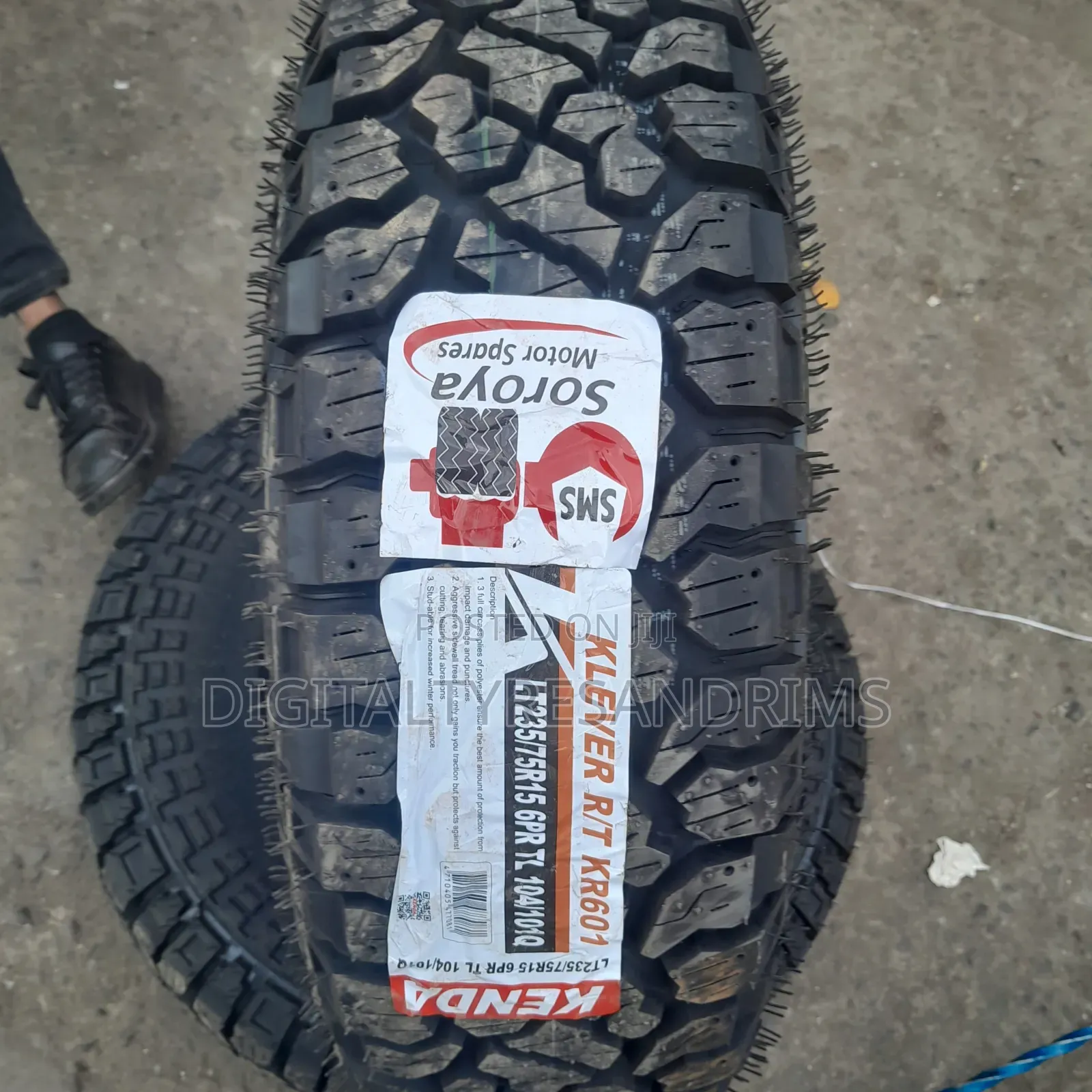 Kenda Klever R/T Tyres Brand New Size 235/75r15