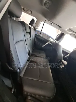 Toyota Land Cruiser Prado 2.8 2017 Black