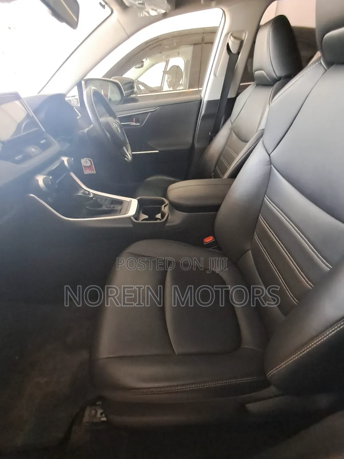 Toyota RAV4 2017 White