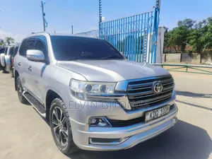 Toyota Land Cruiser Prado 2017 Silver