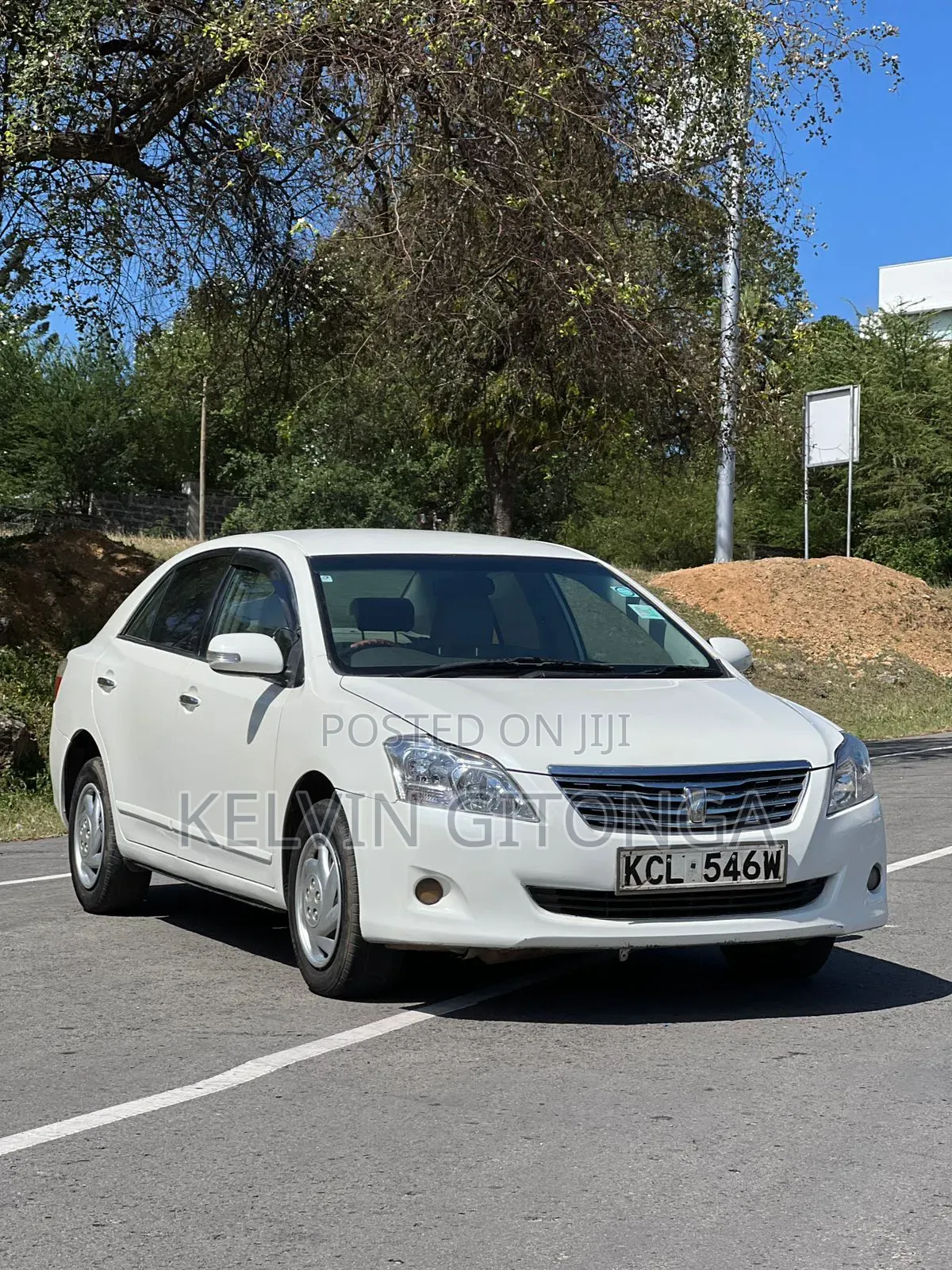 Toyota Premio 2012 White