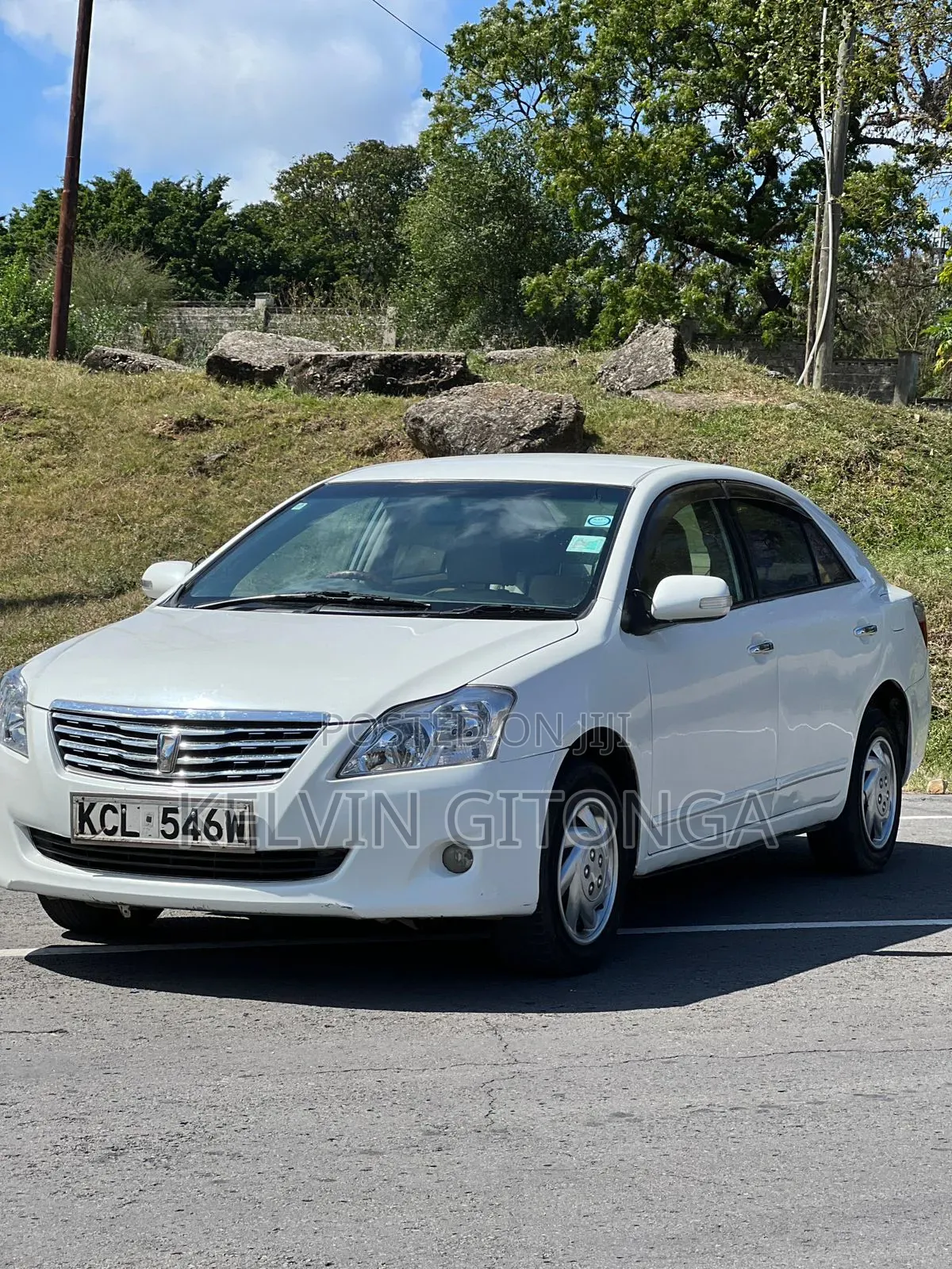 Toyota Premio 2012 White