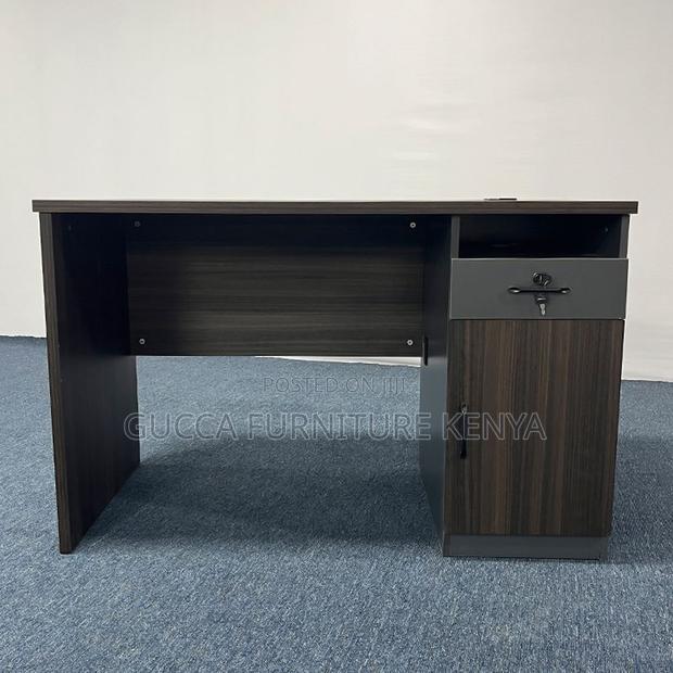 Office Tables:1.4 Meters Writing Table With Lockable Drawers - thumbnail 7