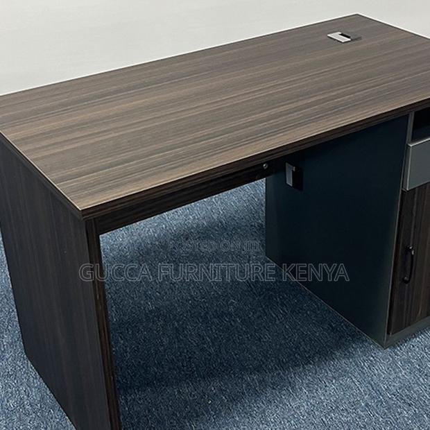 Office Tables:1.4 Meters Writing Table With Lockable Drawers - thumbnail 5