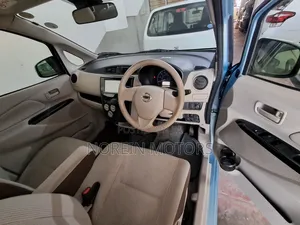 Nissan Dayz Highway Star G 2018 Blue
