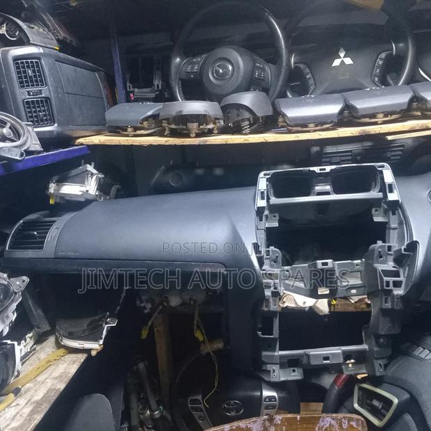 Toyota Prado Dashboard - main view