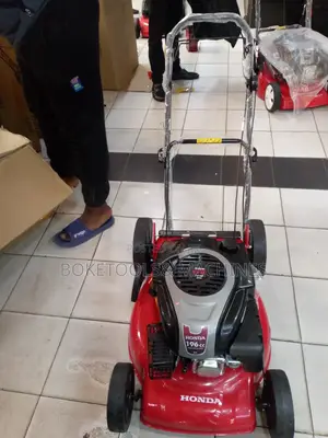 Honda Self Propelled Lawn Mower 7.5HP 196CC