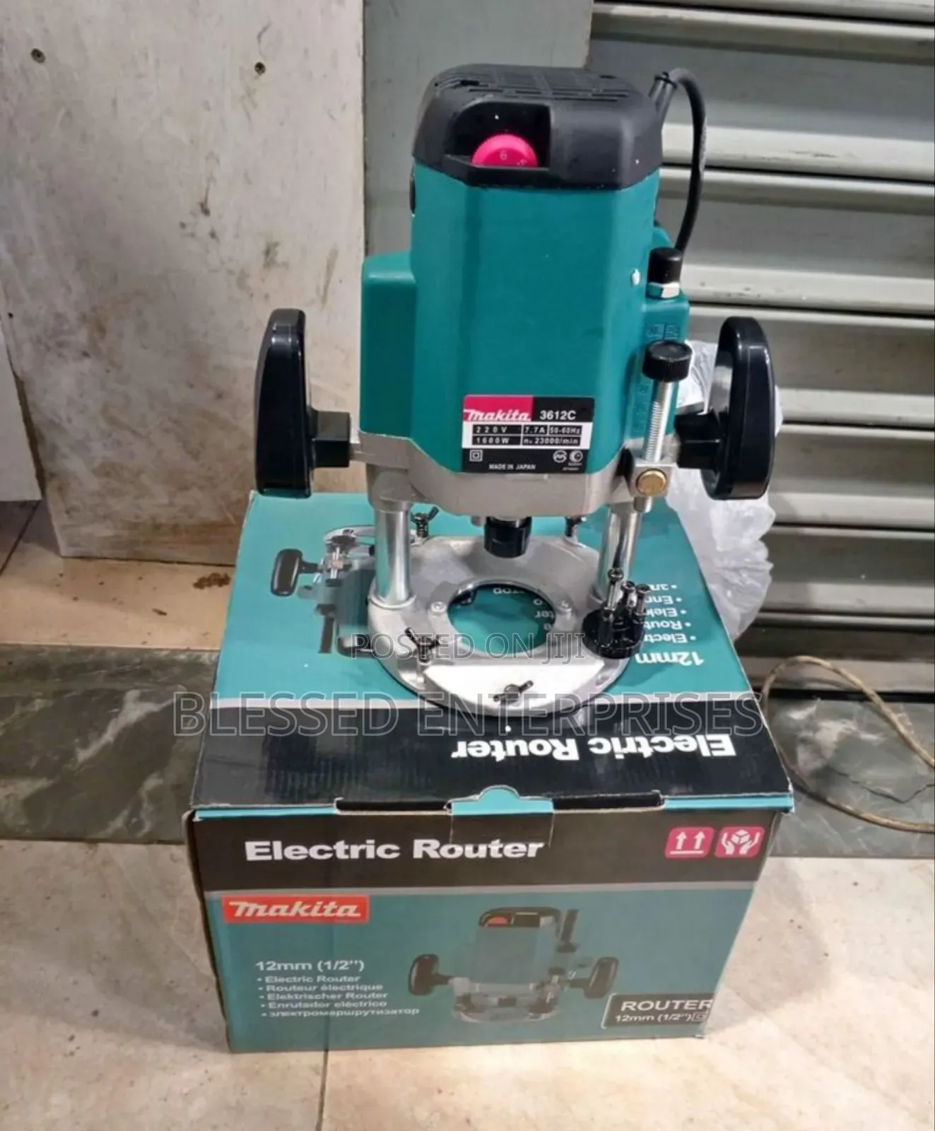 Makita Wood Router Machine/ New Makita Wood Router Machine