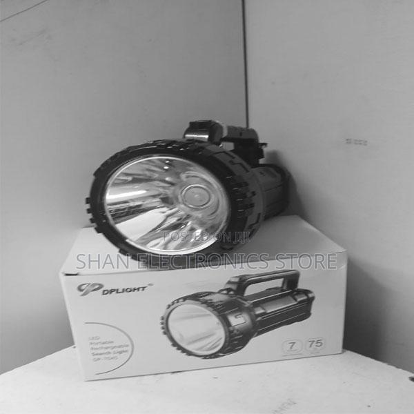 DP Light-7045