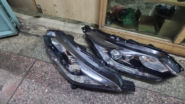 Honda Vezel 2014 Xenon Headlight
