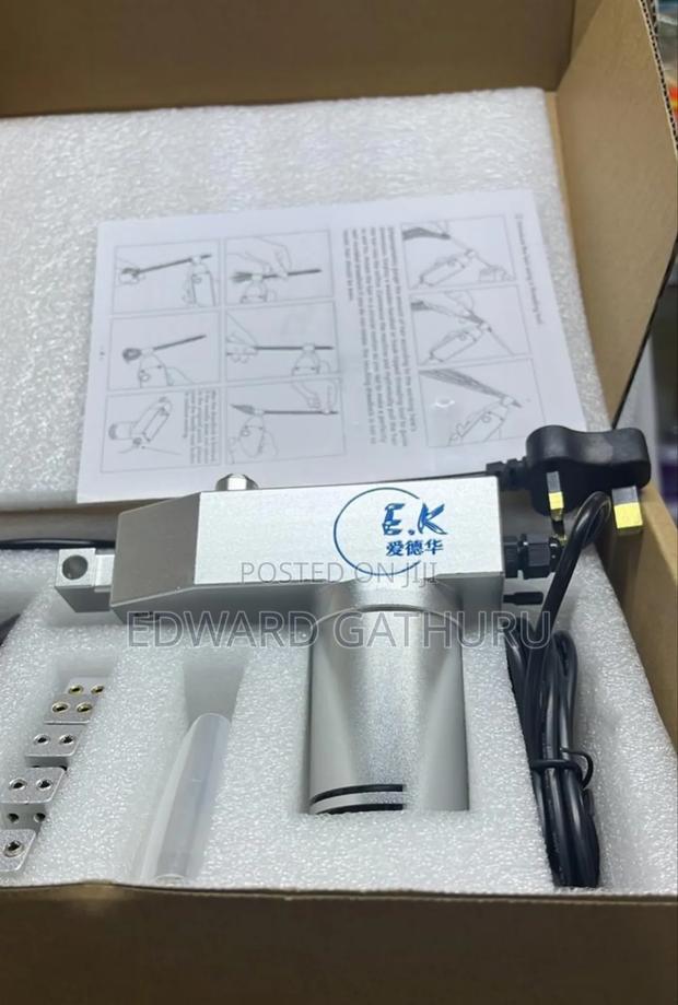 Artificial Dreadlocks Machine