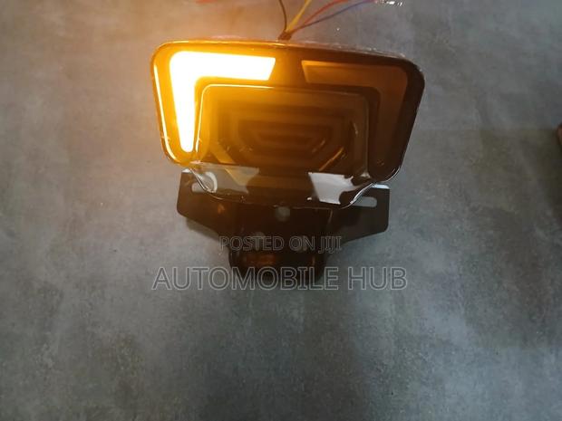 Car Triangle Universal Break Light LED - thumbnail 3