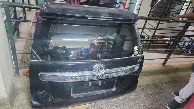 Toyota Land-Cruiser Prado 160 Tailgate