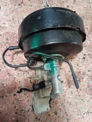 Toyota Avencis Brake Booster Complete