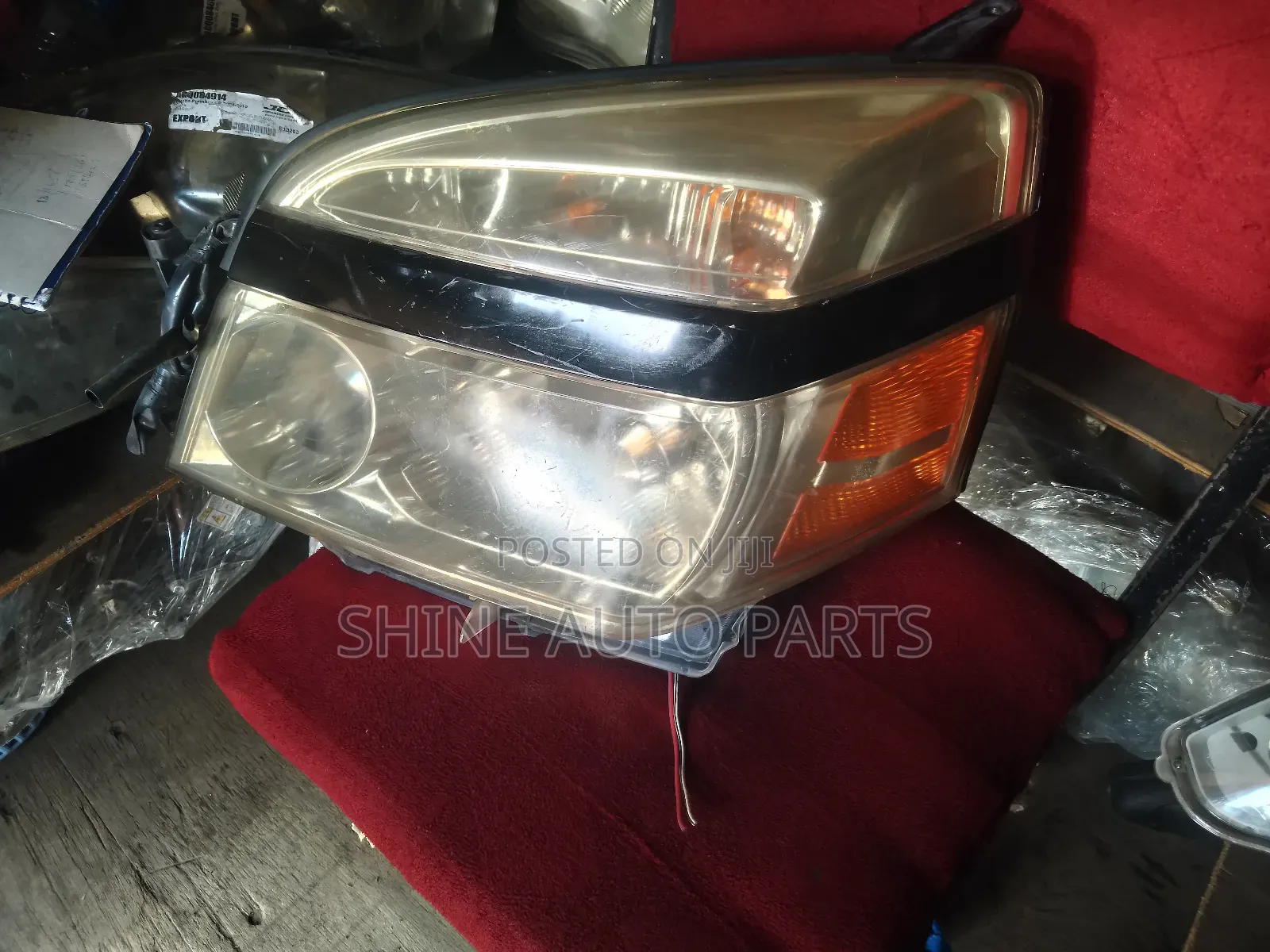 Voxy Headlight /Headlamp