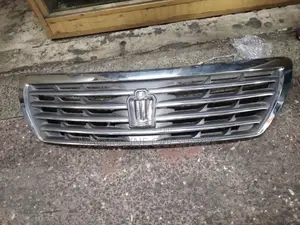 Toyota Crown Royal 2012 Grill