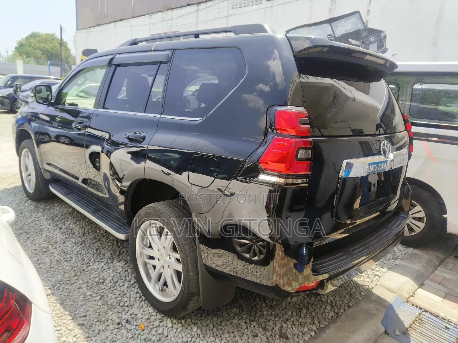 Toyota Land Cruiser Prado 2018 Black