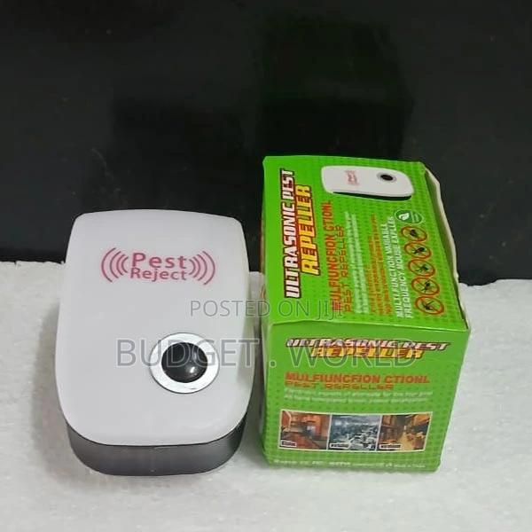Electronic Mouse Plug in Pest Control