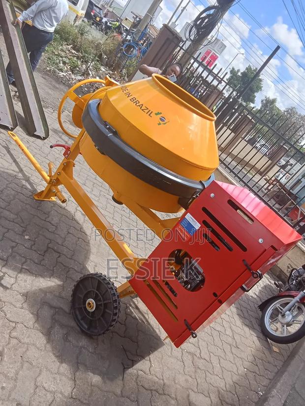 Concrete Mixer/Menegotti 400ltrs - main view