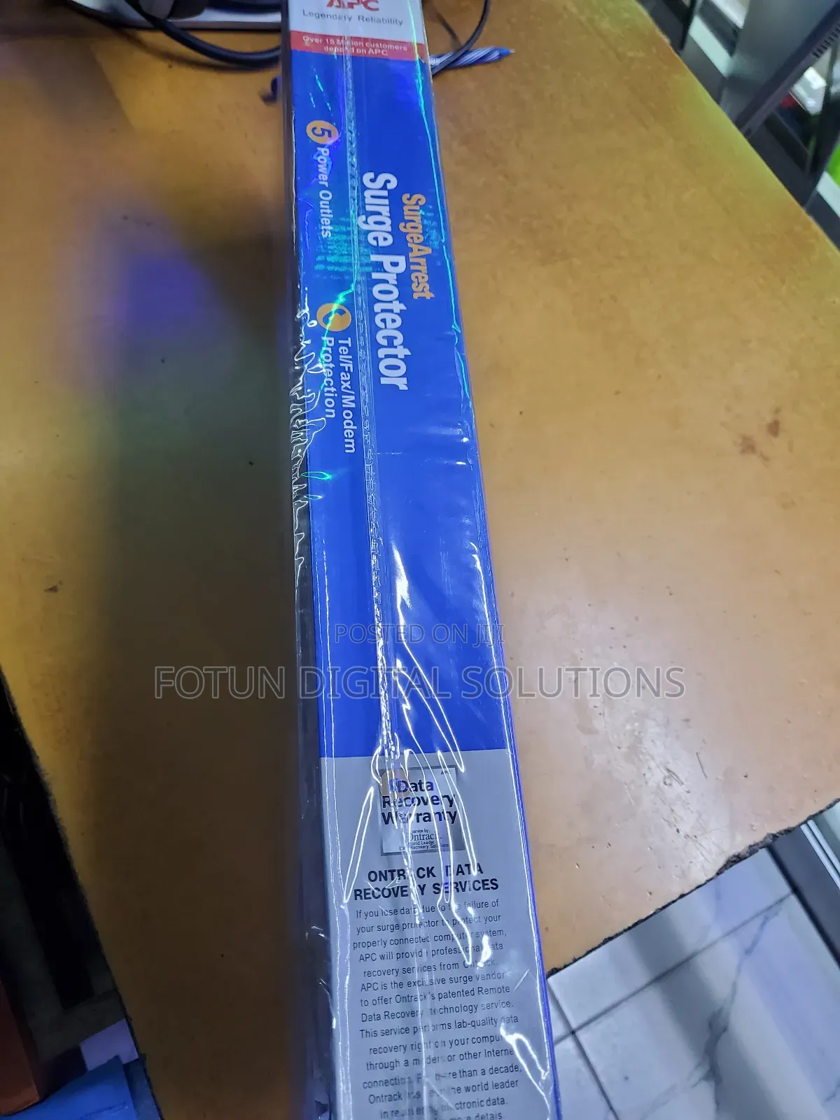 APC Surge Protector Maximum Surge Curent 44,000A