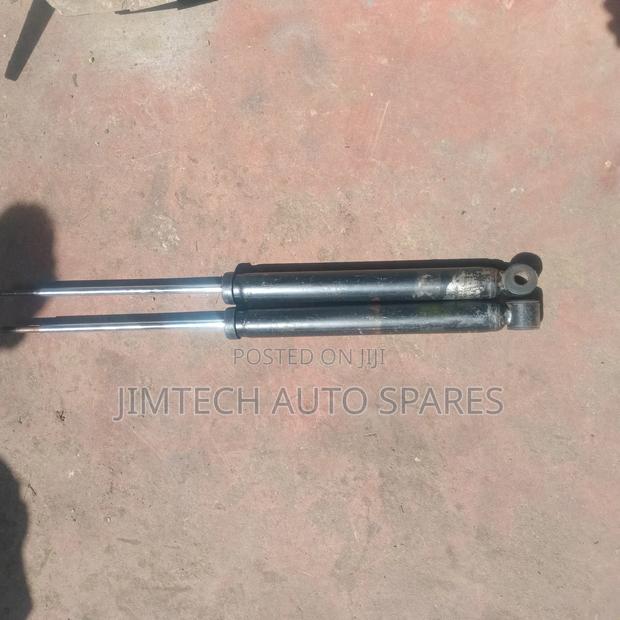 Toyota Vits Old Model Rear Shocks - thumbnail 2