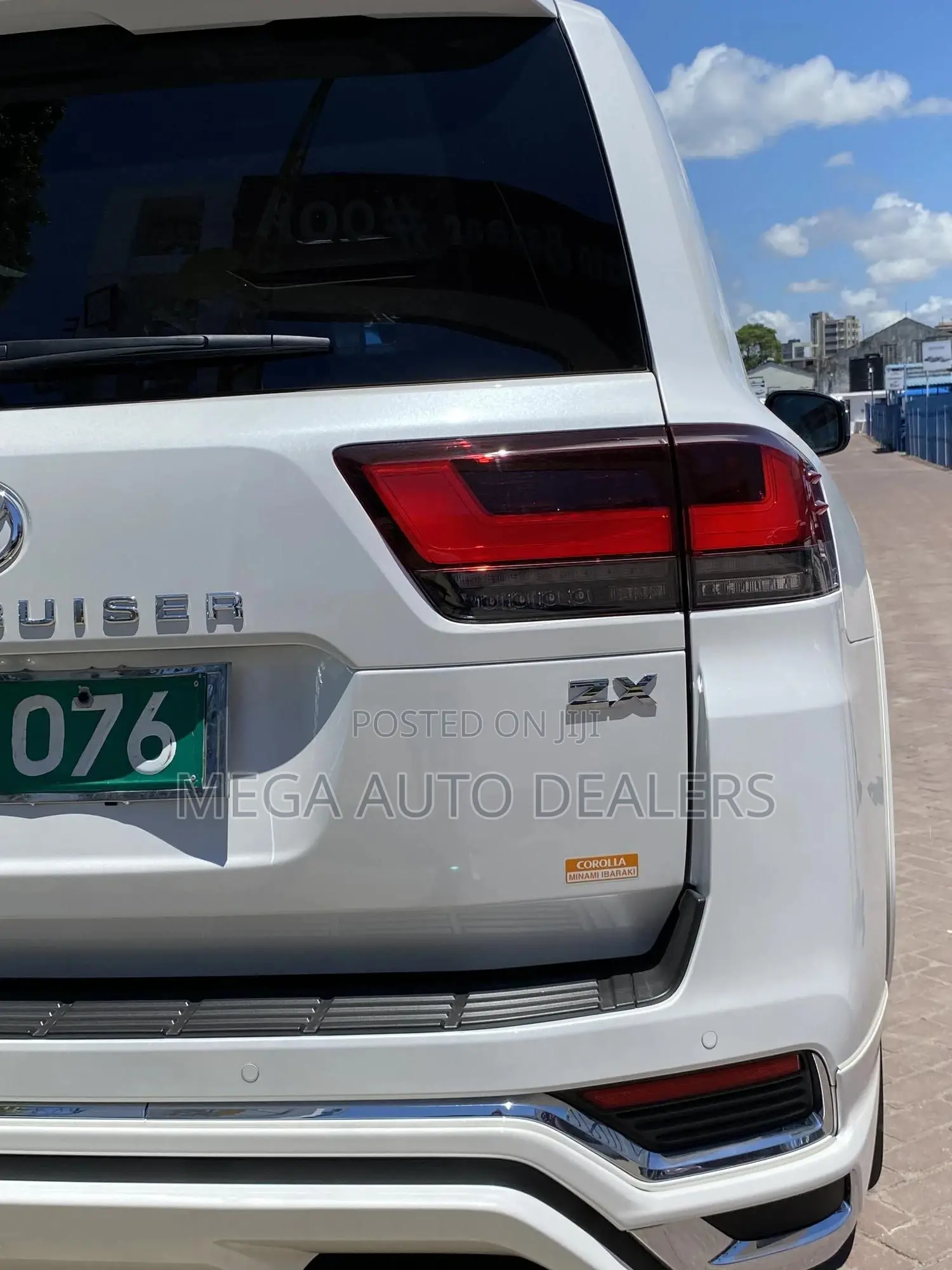 Toyota Land Cruiser 2022 Off white