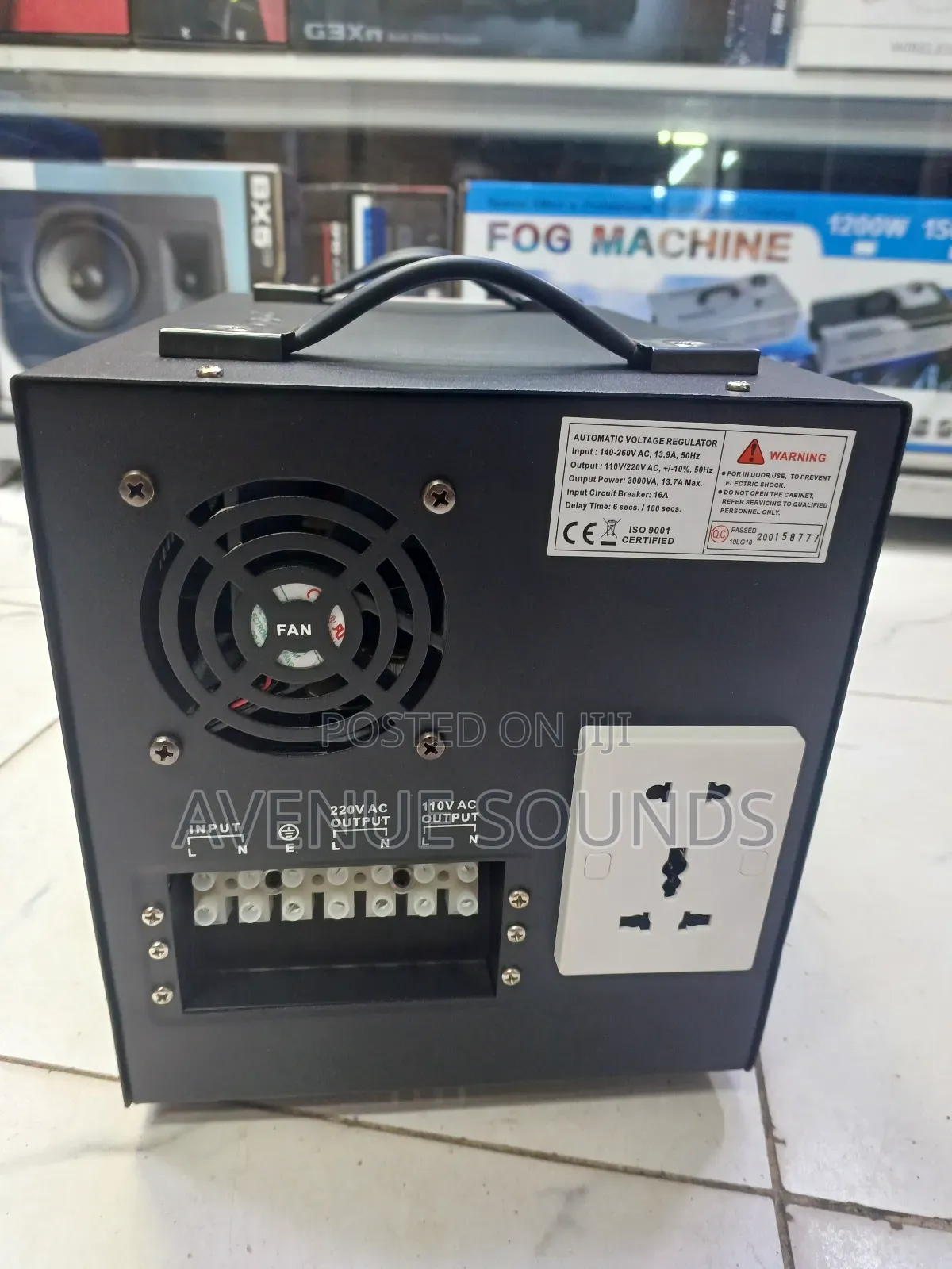 Paco 3kva Voltage Regulator 110v and 220v Output