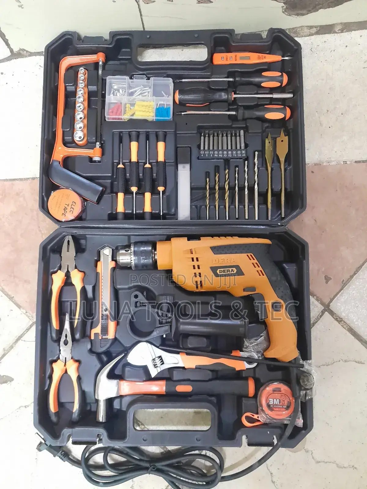 Dera Drill + Accessories Free.