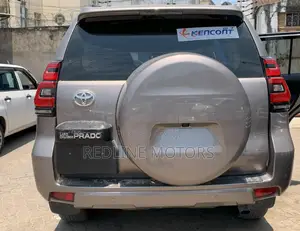 Toyota Land Cruiser Prado 2.8 2018 Ivory